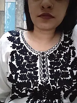 cute IndianBabe online show from July 14, 2026, 12:54 am
