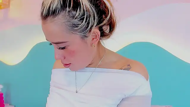 Lannajansen online show from February 14, 2026, 1:11 pm