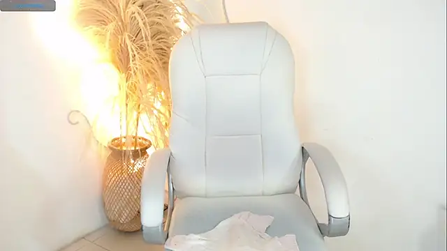 Sofi BBW online show from March 20, 2026, 12:39 pm