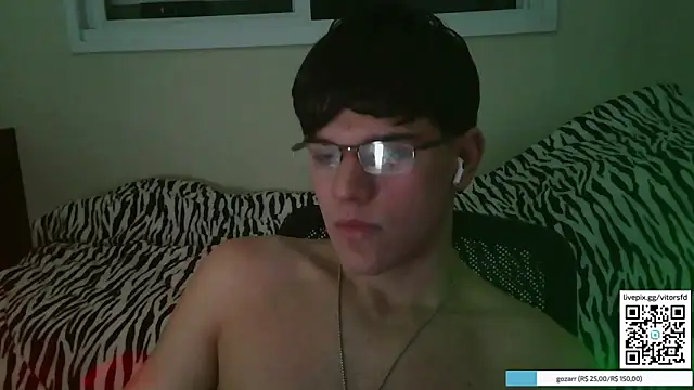 vitorsafado19 online show from October 18, 2025, 5:53 am