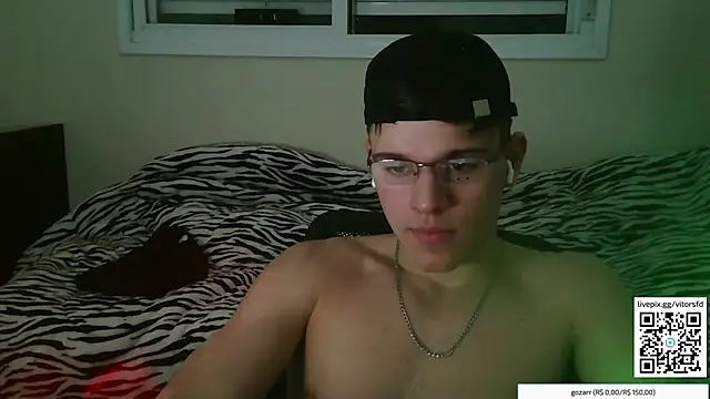 vitorsafado19 online show from November 3, 2025, 2:28 am