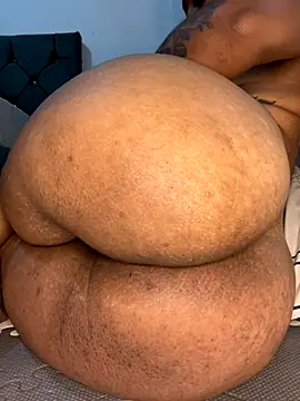 Charlotte bronxxx online show from December 5, 2025, 10:58 am