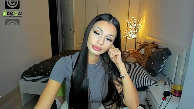 HelenShawn online show from February 7, 2026, 10:18 pm