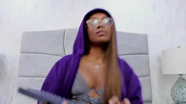 JennCarter  online show from March 6, 2025, 1:48 am