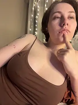 Molli Luv online show from March 23, 2026, 1:28 am