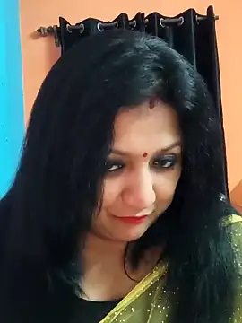 horny lizia online show from February 6, 2026, 4:36 pm