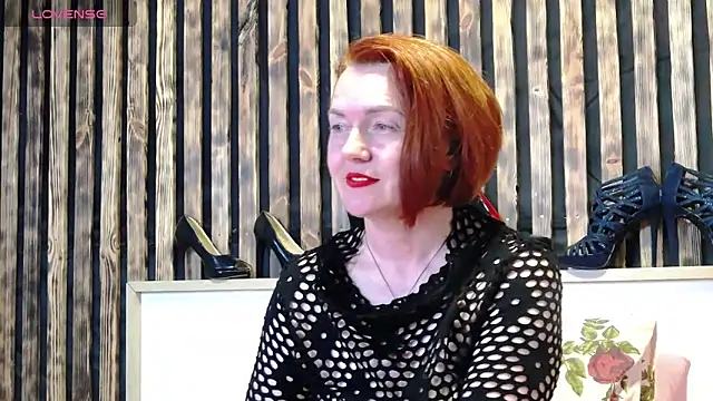 Alis Lovi online show from May 30, 2026, 6:13 pm