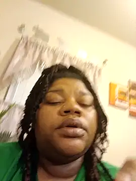 Big BodyDee online show from November 17, 2025, 2:04 am