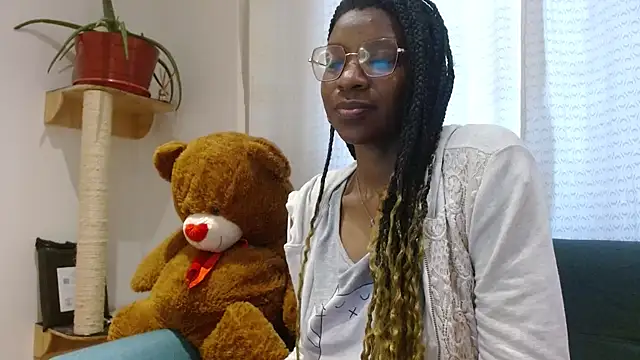 BrianaBrown1 online show from February 15, 2025, 12:33 pm