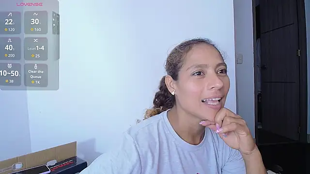 Zoedaniels online show from October 24, 2025, 2:10 am