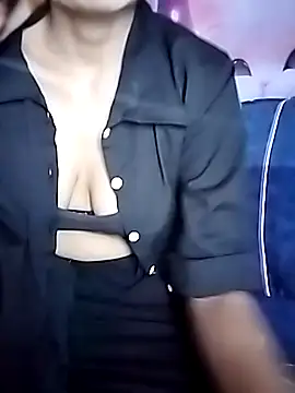 Snapshot of AKANSHA_7 chatting on November 5, 2025, 8:45 pm AKANSHA 7 online show from November 5, 2025, 8:45 pm