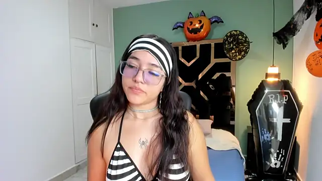 Snapshot of Billie_Jhonson_ chatting on October 15, 2025, 7:00 pm Billie Jhonson online show from October 15, 2025, 7:00 pm