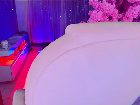 Snapshot of latexgoddes chatting on October 23, 2025, 1:26 am latexgoddes online show from October 23, 2025, 1:26 am