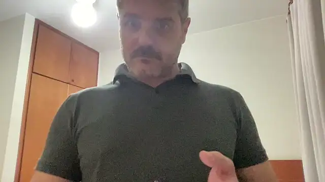 Taurino gostoso online show from June 23, 2026, 8:29 pm