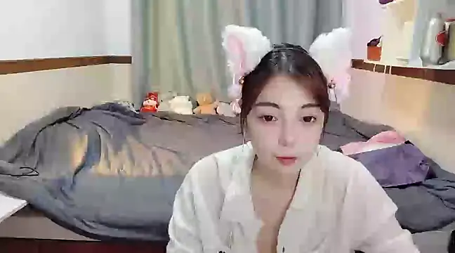 Song 99 online show from February 19, 2025, 2:22 pm