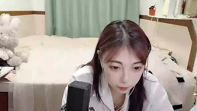 Song 99 online show from February 13, 2025, 6:26 pm
