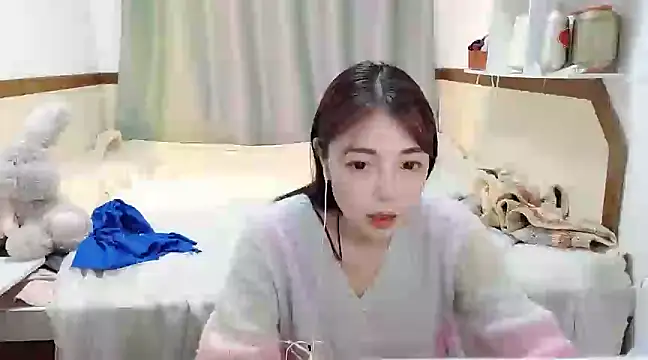 Song 99 online show from February 16, 2025, 6:21 pm