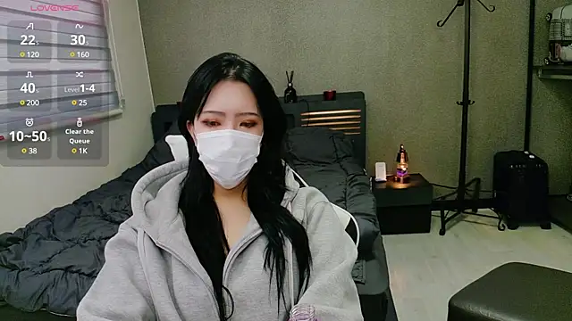 Snapshot of lovecandy7 chatting on February 8, 2025, 5:51 am lovecandy7 online show from February 8, 2025, 5:51 am