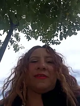 Snapshot of Anur-77 chatting on November 4, 2025, 12:09 pm Anur-77 online show from November 4, 2025, 12:09 pm