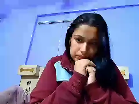 Sophia James online show from March 7, 2025, 3:49 pm