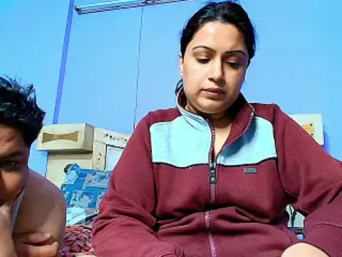 Sophia James online show from February 25, 2025, 7:52 am