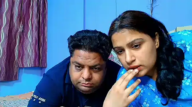 Sophia James online show from March 16, 2025, 4:23 pm