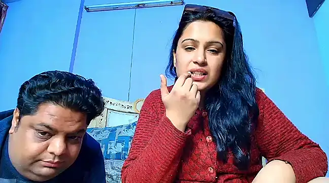 Sophia James online show from February 10, 2025, 6:56 pm