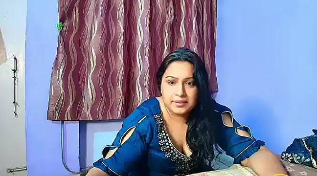 Sophia James online show from February 1, 2025, 3:18 pm