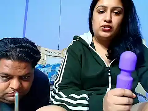 Sophia James online show from February 25, 2025, 5:30 pm