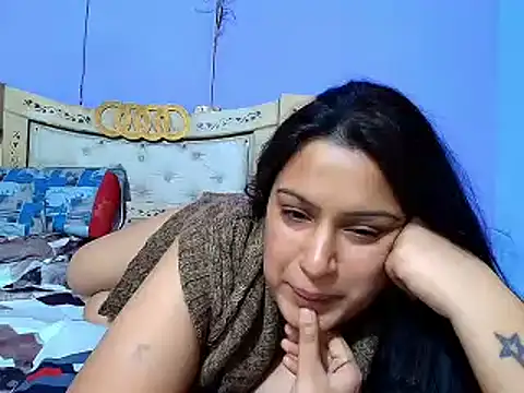 Sophia James online show from February 27, 2025, 3:48 pm