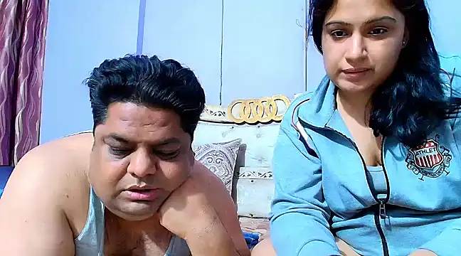 Sophia James online show from March 21, 2025, 6:18 pm