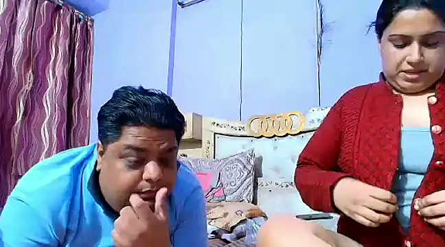 Sophia James online show from March 18, 2025, 2:28 pm