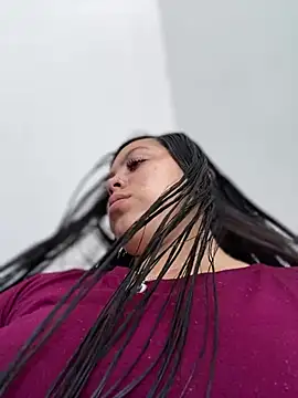 Im-Allysoon online show from February 7, 2025, 8:20 pm