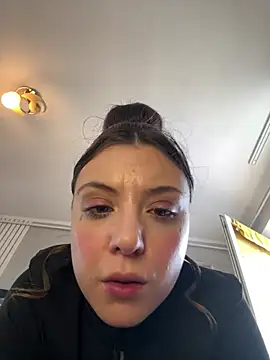 bunnythetailor online show from February 3, 2025, 10:58 am