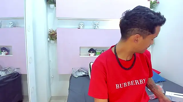 Nikki and Mayk online show from February 24, 2026, 2:34 am