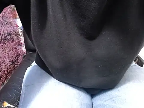 susy pervertt online show from November 11, 2025, 3:07 pm