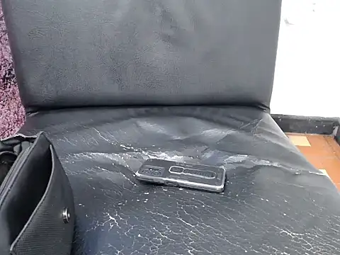 susy pervertt online show from November 18, 2025, 3:48 pm