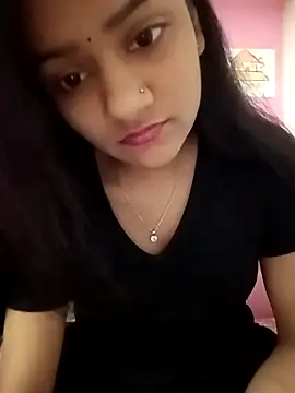 Snapshot of Tanu-00 chatting on December 22, 2025, 3:34 pm Tanu-00 online show from December 22, 2025, 3:34 pm