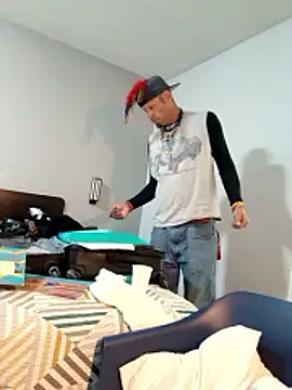 Feathers 1886 online show from March 12, 2026, 9:46 am