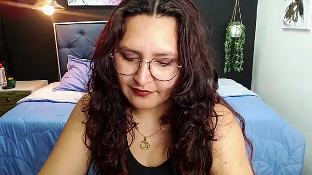 Snapshot of Sophy_61 chatting on March 8, 2025, 3:45 pm Sophy 61 online show from March 8, 2025, 3:45 pm