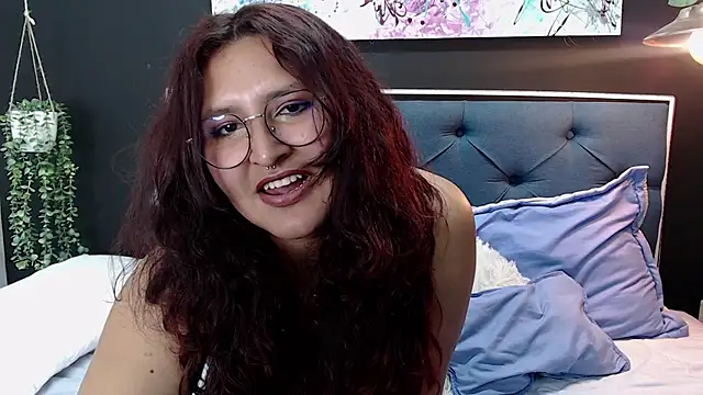 Snapshot of Sophy_61 chatting on March 9, 2025, 6:00 pm Sophy 61 online show from March 9, 2025, 6:00 pm