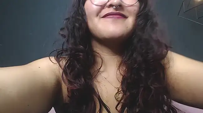 Snapshot of Sophy_61 chatting on February 12, 2025, 5:26 pm Sophy 61 online show from February 12, 2025, 5:26 pm