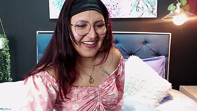 Snapshot of Sophy_61 chatting on March 12, 2025, 5:28 pm Sophy 61 online show from March 12, 2025, 5:28 pm