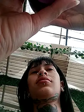 esmeralda06 online show from November 11, 2025, 3:40 pm