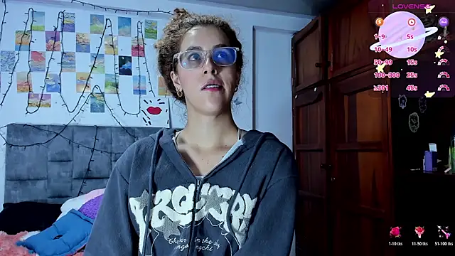 Isangel  online show from February 18, 2026, 4:32 am