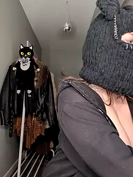 Snapshot of goblingirl888 chatting on October 30, 2025, 6:12 am goblingirl888 online show from October 30, 2025, 6:12 am