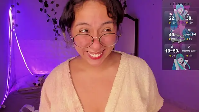 Snapshot of Ludovica6669 chatting on March 9, 2025, 11:25 pm Ludovica6669 online show from March 9, 2025, 11:25 pm