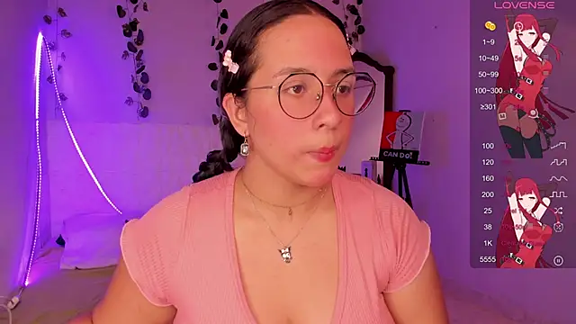 Snapshot of Ludovica6669 chatting on February 28, 2025, 5:37 pm Ludovica6669 online show from February 28, 2025, 5:37 pm