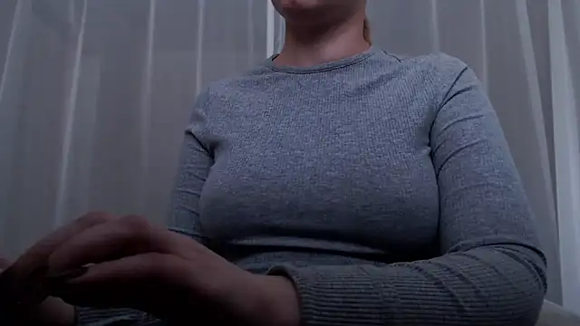 Snapshot of Freya_Celestial chatting on March 7, 2025, 11:07 am Freya Celestial online show from March 7, 2025, 11:07 am