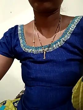 Snapshot of TeluguammayiMahi chatting on April 21, 2026, 10:38 pm TeluguammayiMahi online show from April 21, 2026, 10:38 pm